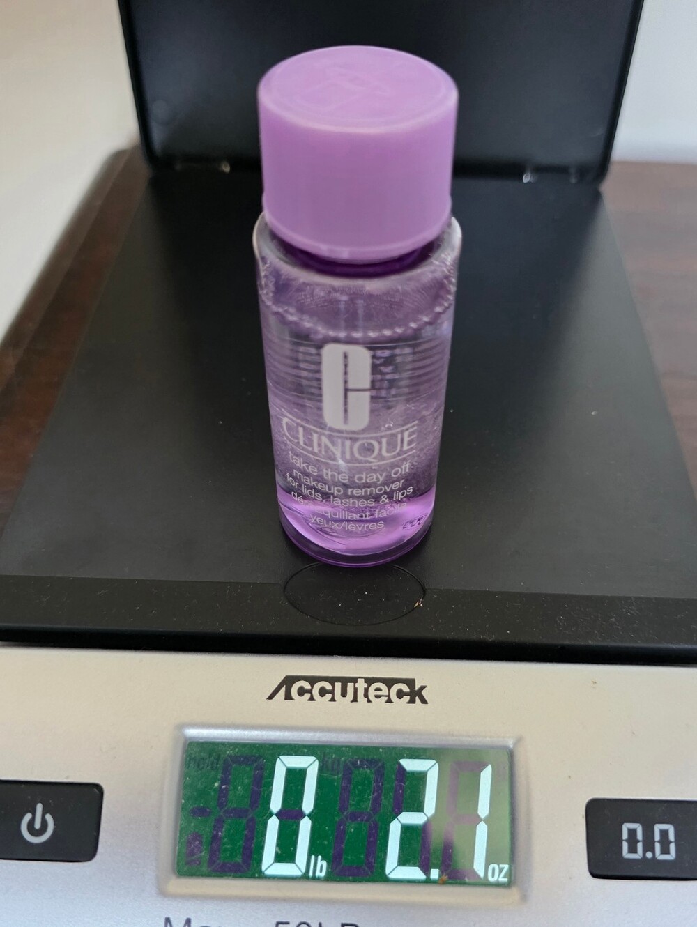 Clinique Makeup Remover - Picture 4 of 5